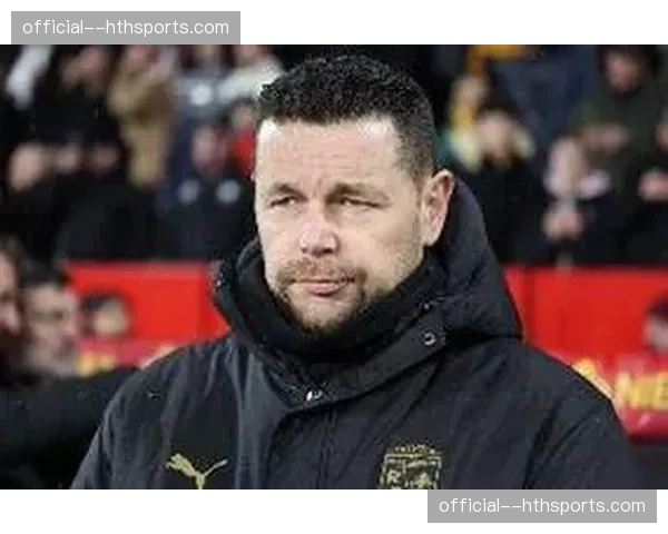 朗斯主帅在赛前新闻发布会回应帅位质疑：我的工作只专注于下一场比赛